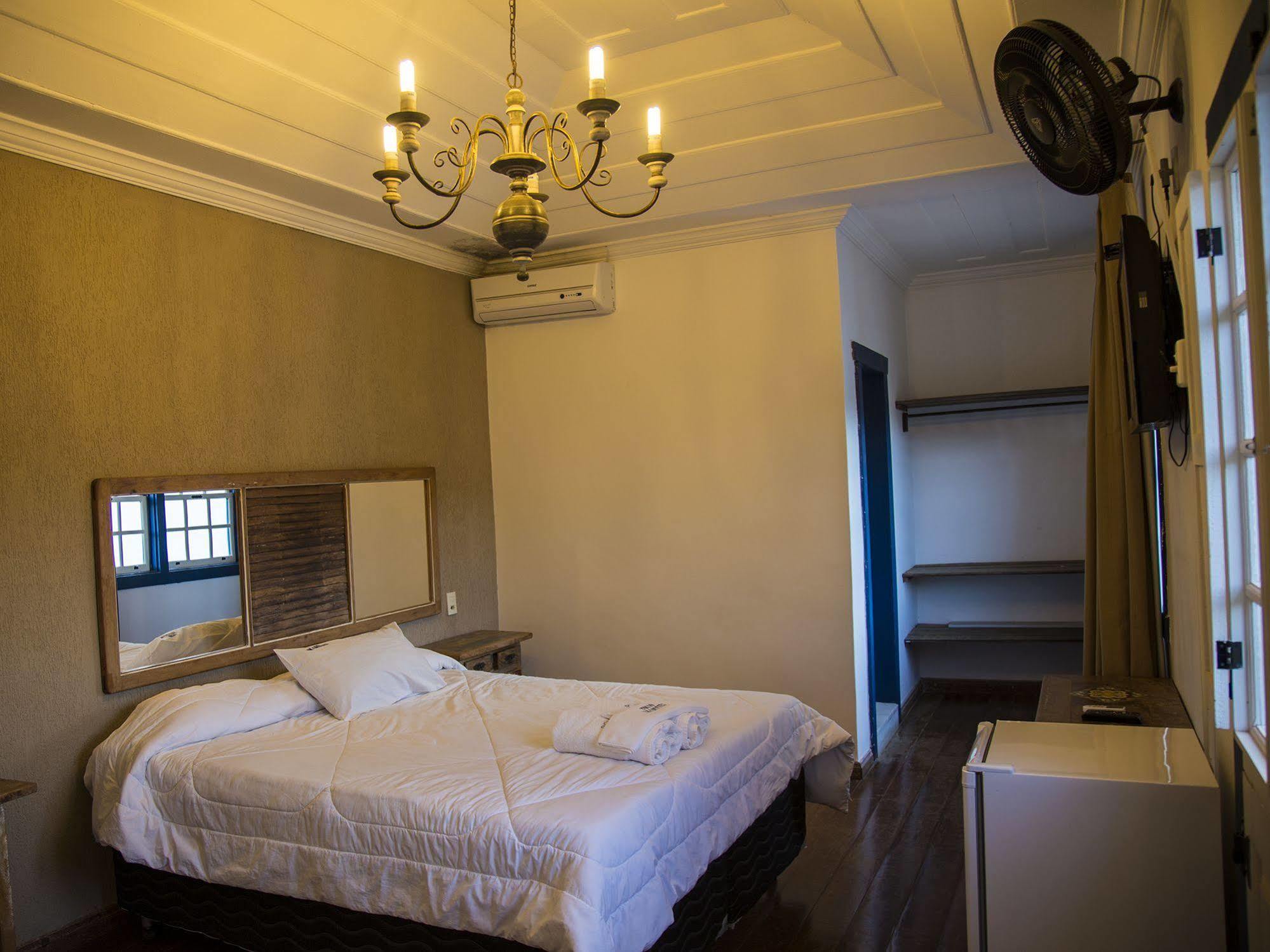 Pouso Tiradentes Hotel Buitenkant foto